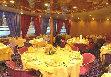 corsica_sardinia_ferries_mega_express_five_restaurant