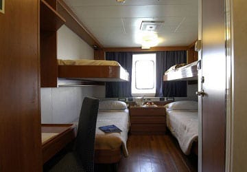 cabina grimaldi commentaire du ferry zeus palace de grimaldi lines et cabina grimaldi commentaire du ferry zeus palace de grimaldi lines et