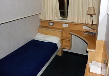 trasmediterranea_zurbaran_cabin